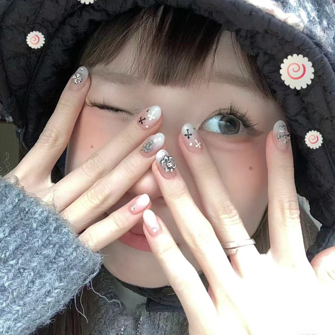 sweet cool crock heart simple four eight-pointed stars handmade manicure wear nail student same style white milky white gradient hot girl style