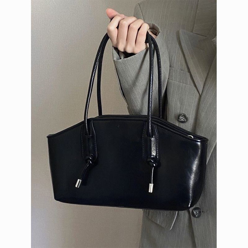 women‘s bag 2023 new popular hot-selling product super popular underarm bag high sense minority fashion commuter shoulder bag