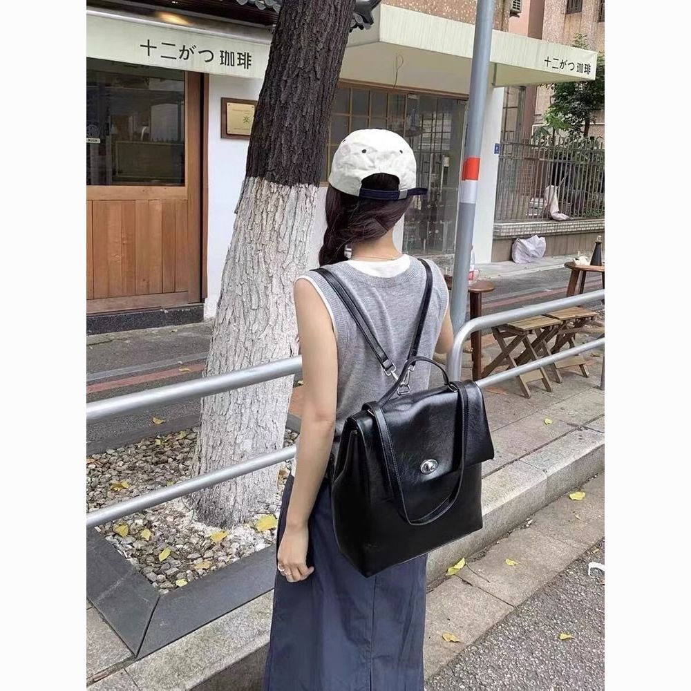 2023 new oil wax niche bag female summer student large capacity commuter‘s all-matching backpack class simple backpack