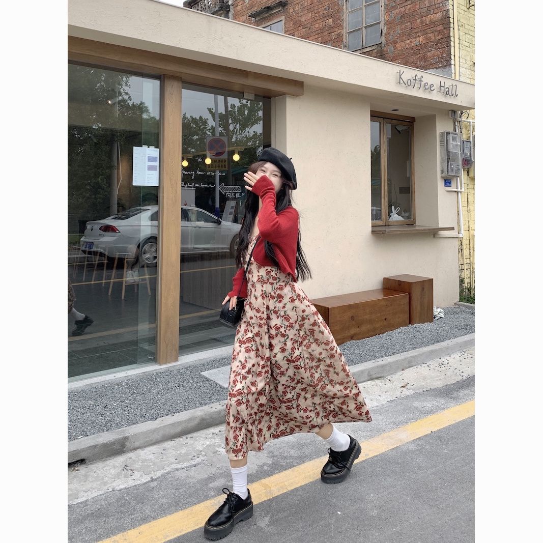 sweet floral strap dress knitted outer suit skirt early spring new bottoming corduroy dress women‘s clothing