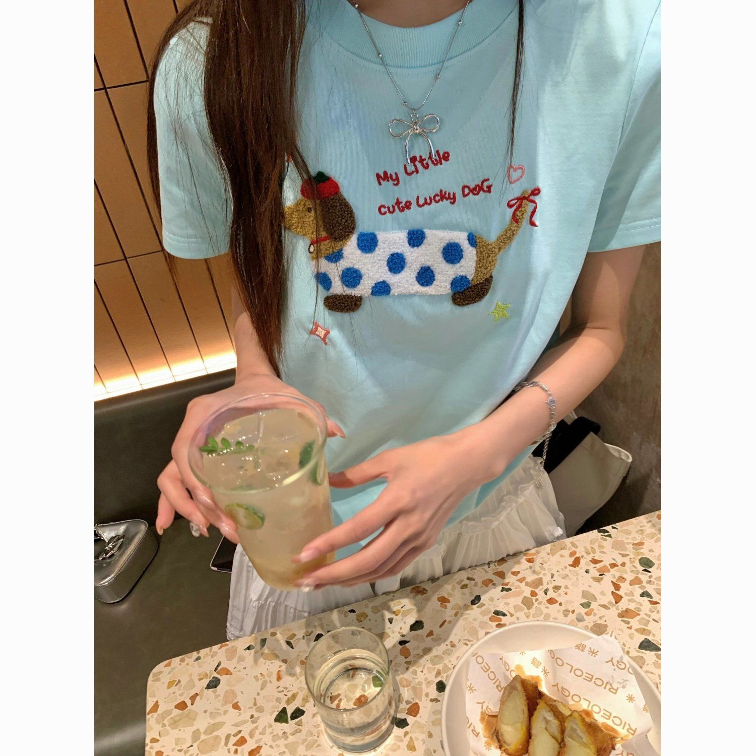 this one makes me look white!!! [dog embroidery] korean campus style short-sleeved t-shirt women‘s ins super popular cotton top