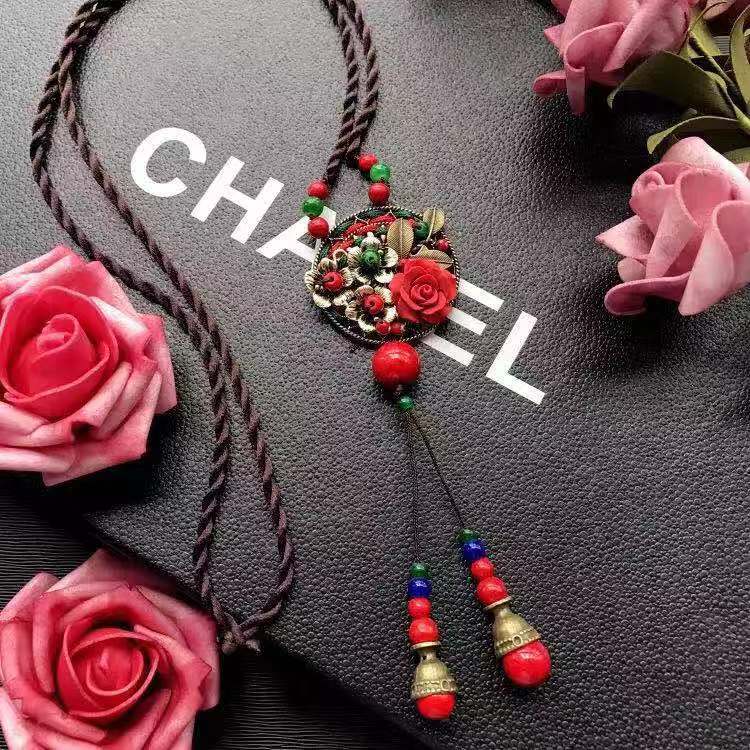 New Fashion Retro Ethnic Style Tassel Necklace Elegant Long Sweater Lanyard Simple All-Match Clavicle Chain Accessories