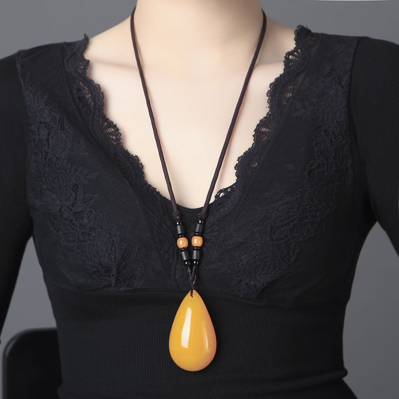 Old Amber Pendant Blood Amber Men's and Women's Long Necklace Yellow Chicken Grease Sweater Chain Beeswax Water Drop Pendant