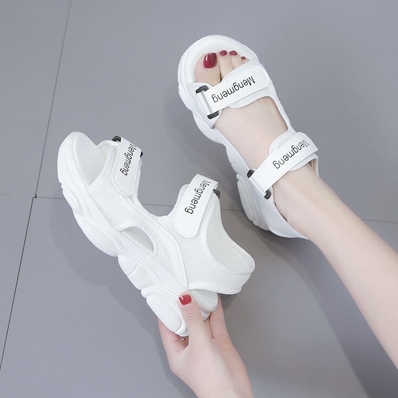 2023 summer new korean style versatile flat sports beach sandals for students women platform roman bear sandals for women