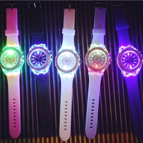 Candy Cat Luminous Glow Personalized Rhinestone Led Korean Trendy Fashionable Man Female Student Couple Jelly Quartz Watch