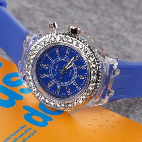 Candy Cat Luminous Glow Personalized Rhinestone Led Korean Trendy Fashionable Man Female Student Couple Jelly Quartz Watch