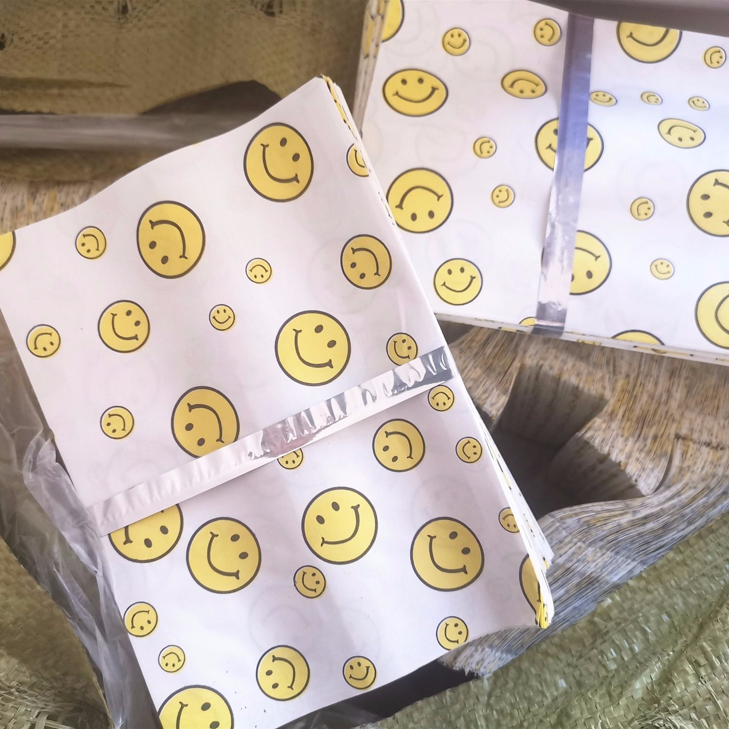 Smiley Face Oil-Proof Bag Snack Oil-Proof Bag Snack Bag Smiley Face Paper Bag Smiley Face Bag Fried Chicken Fries Bag Film