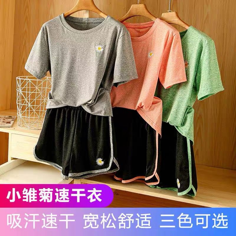 single piece/suit women‘s summer new plus size bottoming shirt top t-shirt with short sleeves loose slimming casual two-piece suit