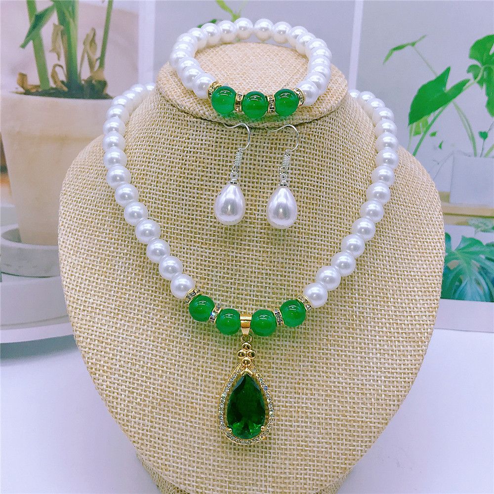 Deep Sea Imitation Pearl Necklace Women's to Give Mom Korean Style Simple Middle-Aged and Elderly Mother's Day Clavicle Chain Temperament Wild Color Retention