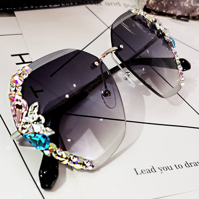 All-Match Sunglasses Women's Korean-Style Diamond-Embedded Fashion Women's Sunglasses New Sunscreen Glasses Social UV Protection Domineering