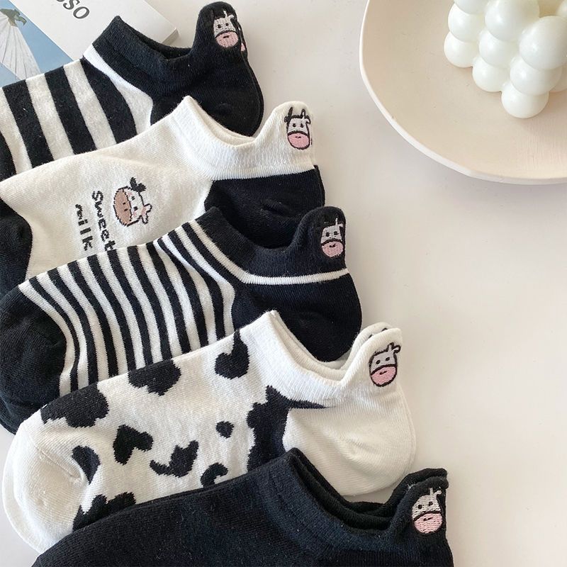Black and White Embroidered Socks Women's Ins Fashionable Socks Low-Cut Autumn and Winter Sports All-Match Cartoon Cow Cute Japanese Style Boat Socks
