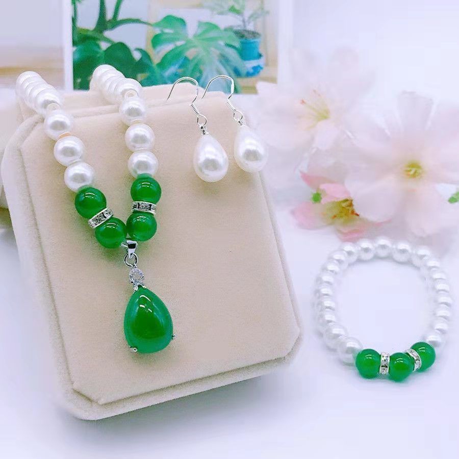 [Three-Piece Set] Synthetic Pearl Necklace Female to Give Mom Middle-Aged and Elderly Mother's Day Clavicle Chain Temperament Wild Color Retention