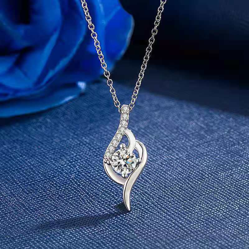 [Free Bracelet + Extension Chain] Genuine 925 Sterling Silver Exquisite Necklace for Women Sweet Clavicle Chain Pendant Girls' Gifts