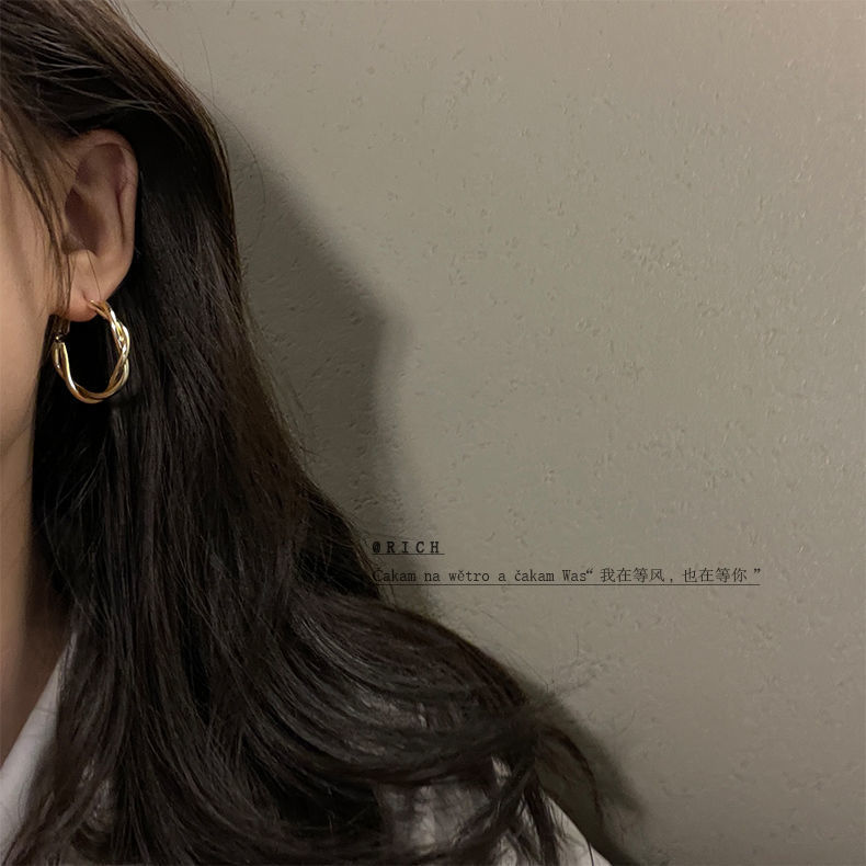 French Style Retro Twist Ear Ring Simple High-Grade Earrings Elegant Earrings 2022 New Fashion All-Matching Earrings for Women