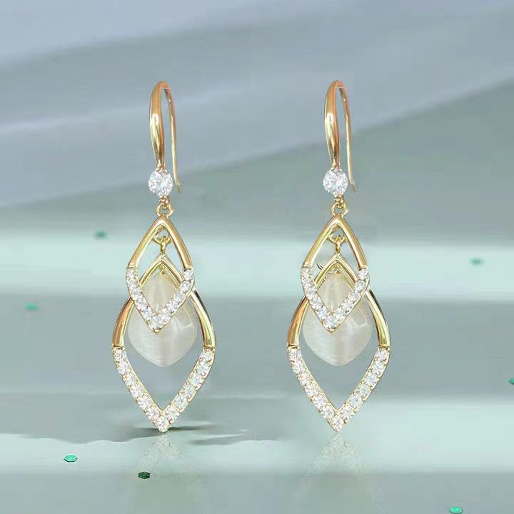 High-Grade Diamond-Embedded Opal Geometric Earrings High-Grade Elegant Diamond Shaped Earrings Modified Face to Make round Face Thin-Looked Earrings
