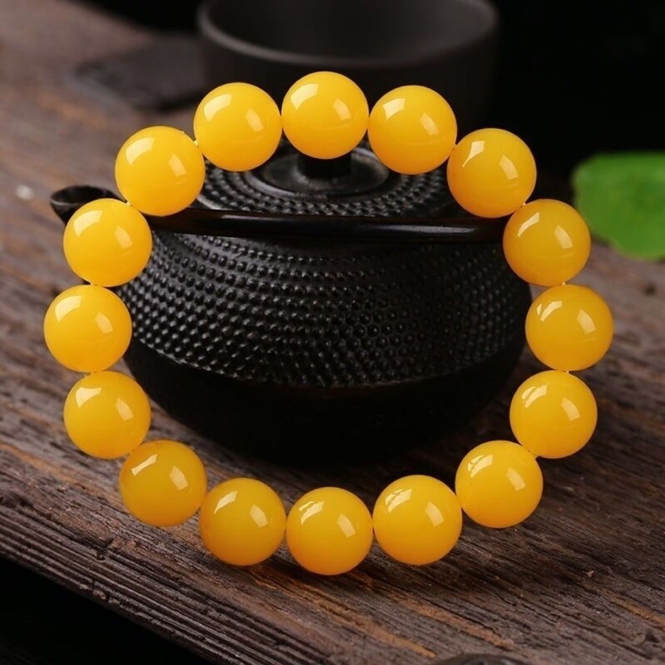 natural beeswax chicken oil yellow craft bracelet， beeswax color high-grade full honey new men‘s and women‘s bracelets 10 -- 20