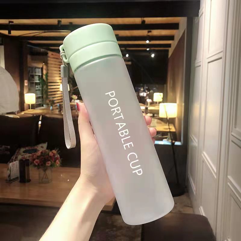 outdoor sports portable plastic water cup large capacity boys and girls high-looking drop-resistant simple trendy simple water bottle