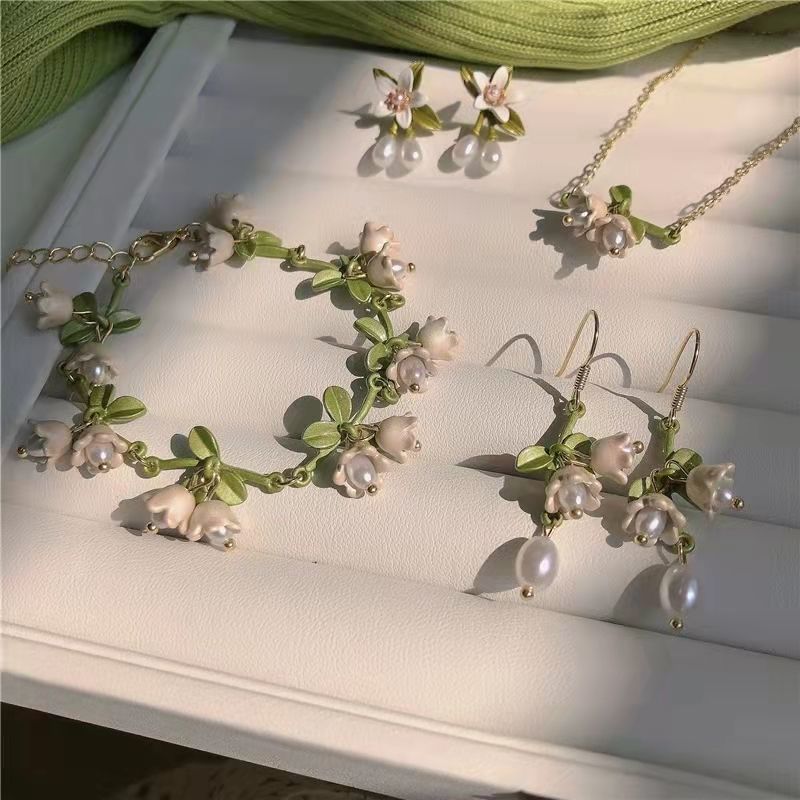 white lily earrings + bracelet + necklace ~ super mori spring new studs girl clavicle chain