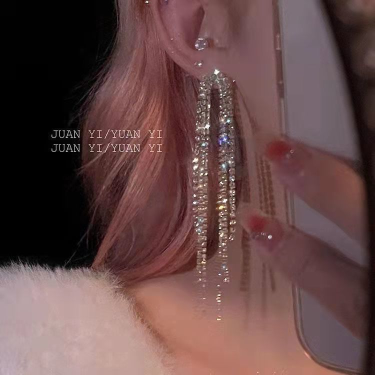 cool temperament ~ long fringe earrings female online influencer 2022 new trendy south korea full diamond trendy high-grade light luxury