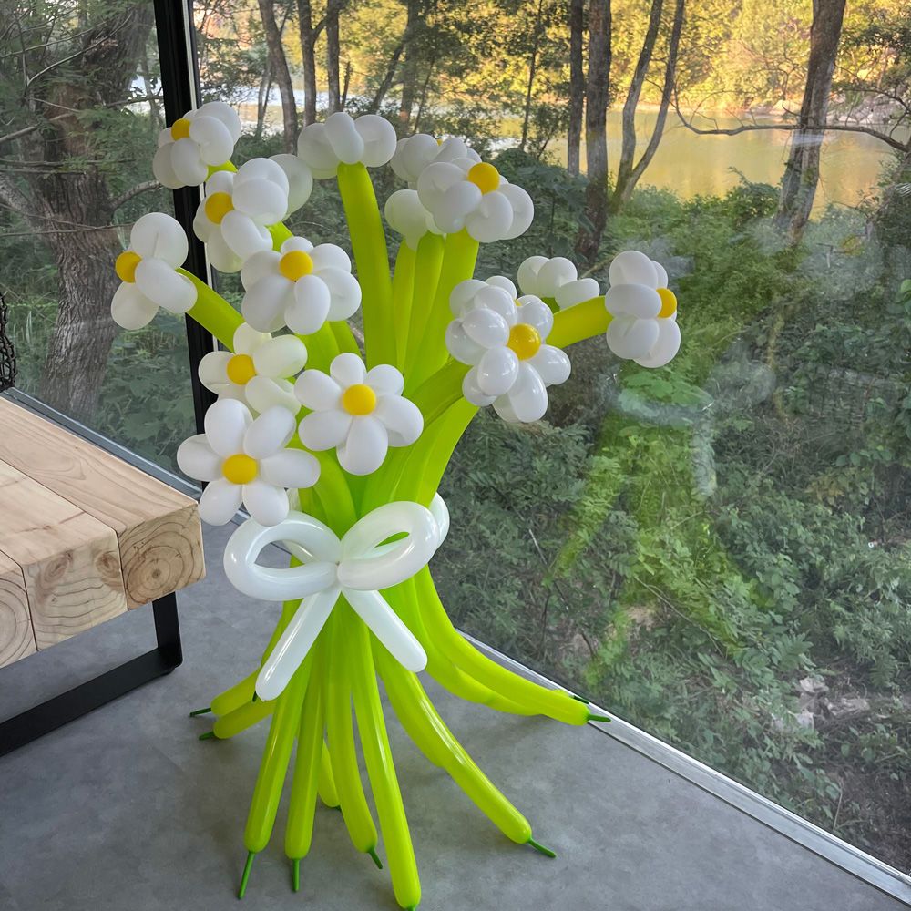Tiktok Xiaohongshu Same Style Hot DIY Balloon Bouquet Material Package Spring Creative Picnic Couple Taking Pictures Gift