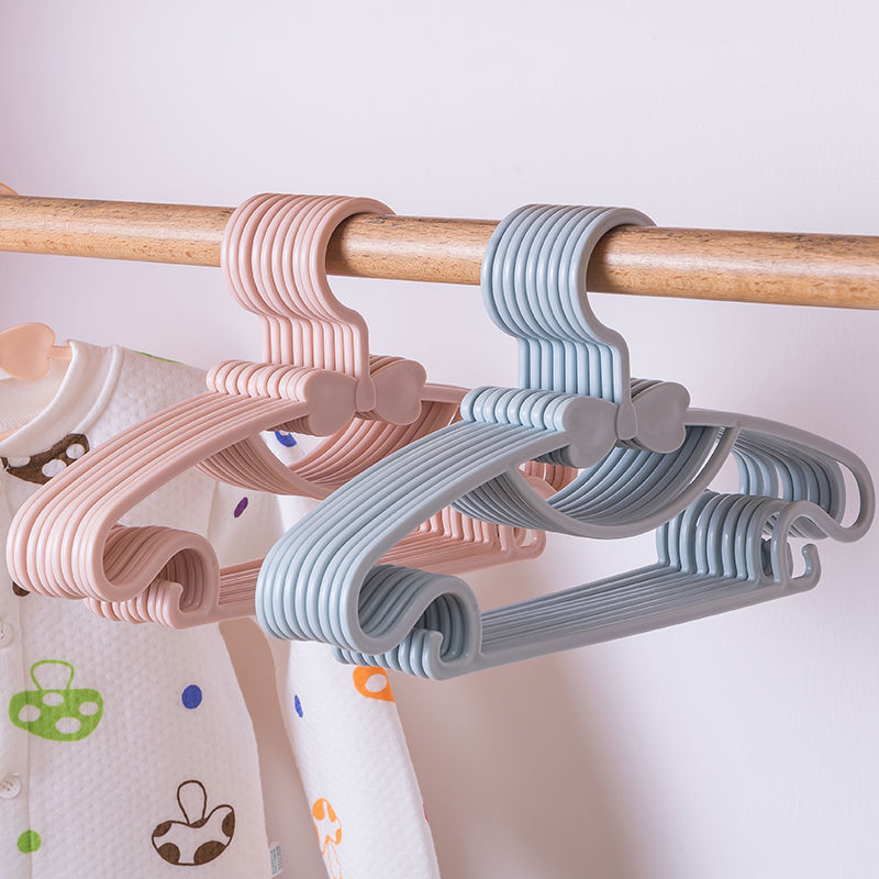 children‘s clothes hanger baby and infant plastic cloth rack clothes rack multi-functional pants rack storage hanger clothes household bedroom windproof