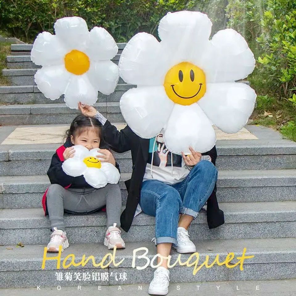 Xiaohongshu Same Style Photography White Birthday Digital Balloon Scene Layout Children's Photography Outdoor Photography Props