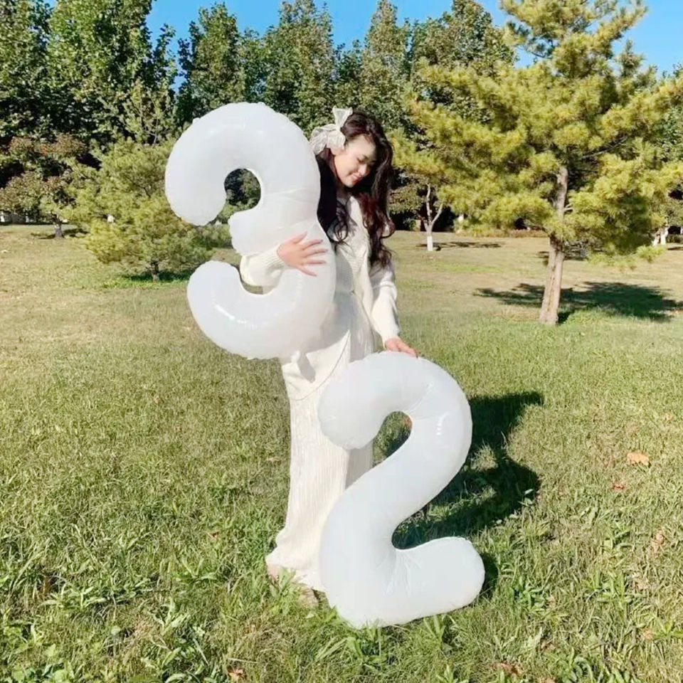 Xiaohongshu Same Style Photography White Birthday Digital Balloon Scene Layout Children's Photography Outdoor Photography Props