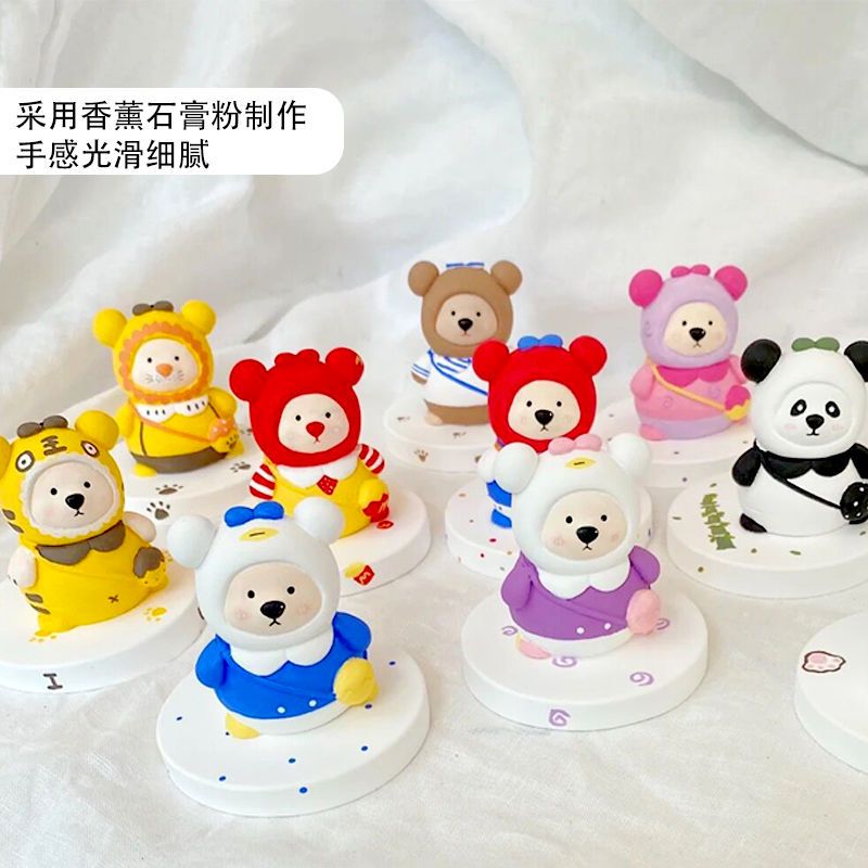 Internet Celebrity Backpack Bear Popular Three-Dimensional Small Plaster Doll Painted White Blank White Body Hand Painted Wholesale Stall