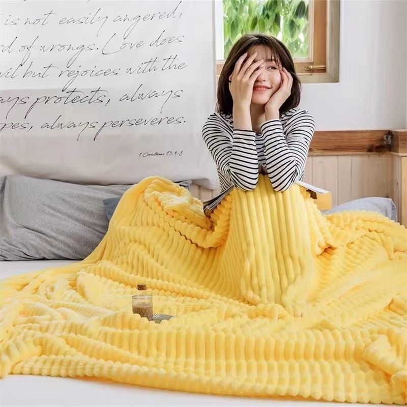 four seasons blanket flannel blanket nap break blanket quilt sheet cover blanket quilt thickened thermal coral fleece bed sheet