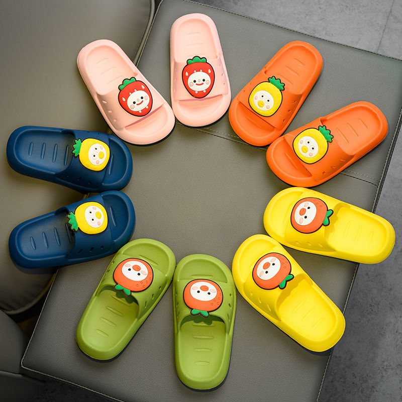 children‘s home non-slip slippers summer outdoor wear boys and girls baby medium and big children children bathroom bath cartoon soft bottom sandals