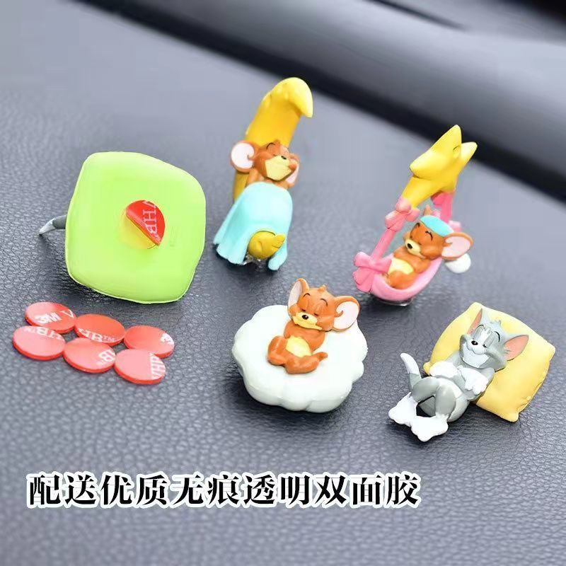 Cute Tom Cat and Mouse Jerry Car Decoration Toys Doll Desktop Model Cake Baking Decoration Doll