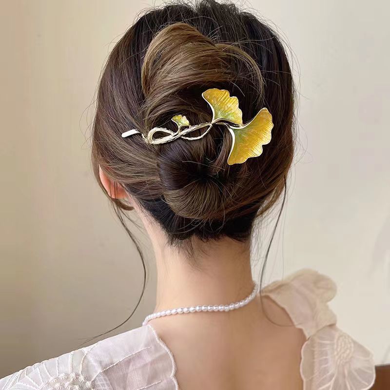 Mori Style Ginkgo Leaf Barrettes Female Back Head Word Grip Dignified Sense of Design Hairpin Antique Shark Clip Hairware