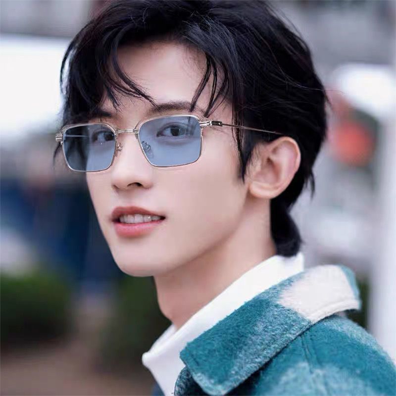 Pu Shuai Photochromic Myopia Glasses Men's Protection against Blue Light Radiation Can Be Equipped with Eye Protection Eye Fashion Box Polished Scoundrels Women