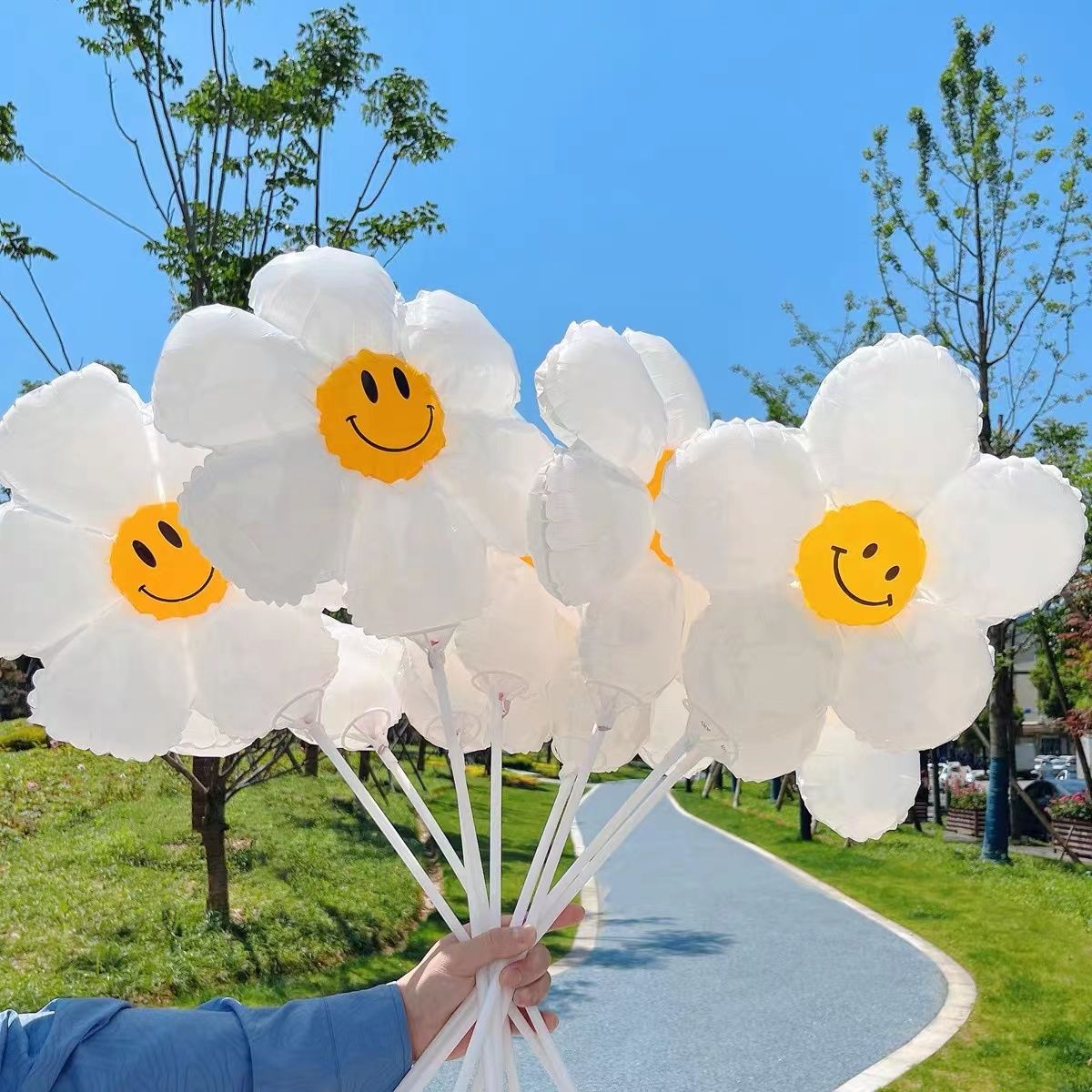 Internet Celebrity Daisy SUNFLOWER Smiley Balloon with Rod Party Picnic Outdoor Photo Props Activity Push Small Gifts