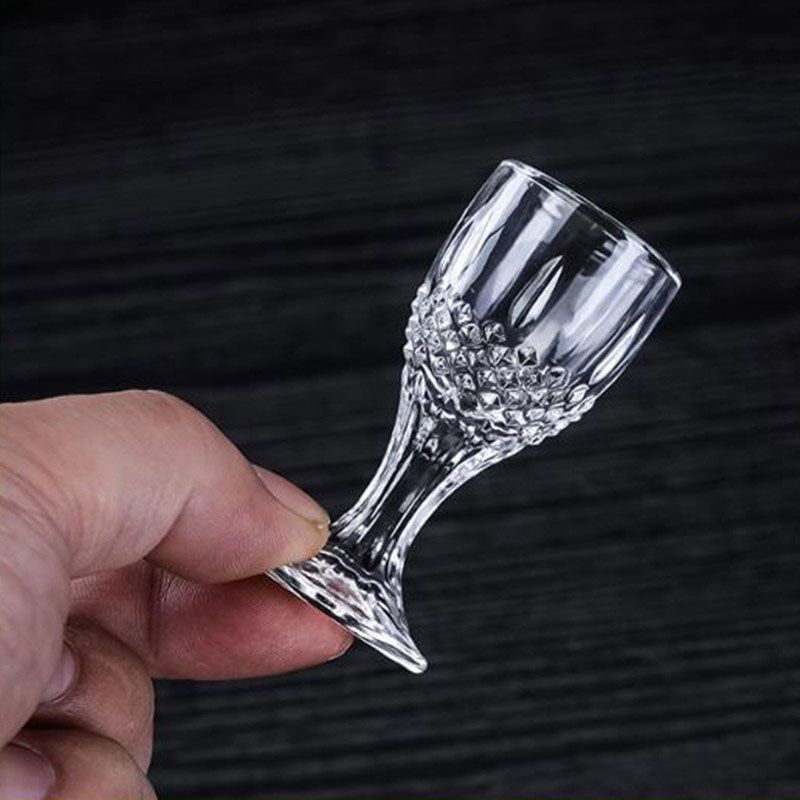 Home Small Liquor Glass Shooter Glass Hotel Mini Size Toasting Cup Glass Goblet Liquor Cup Bullet Shot Glass Suit