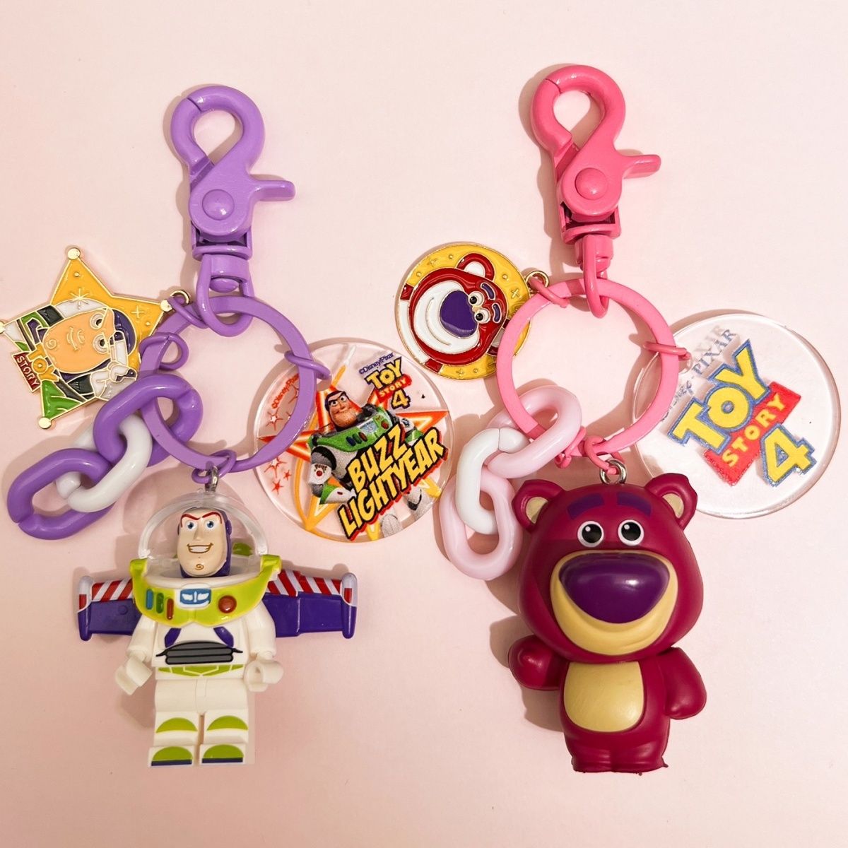 basguang year keychain strawberry bear ornaments tee-eyed alien key chain couple's couple's girlfriends key pendants women