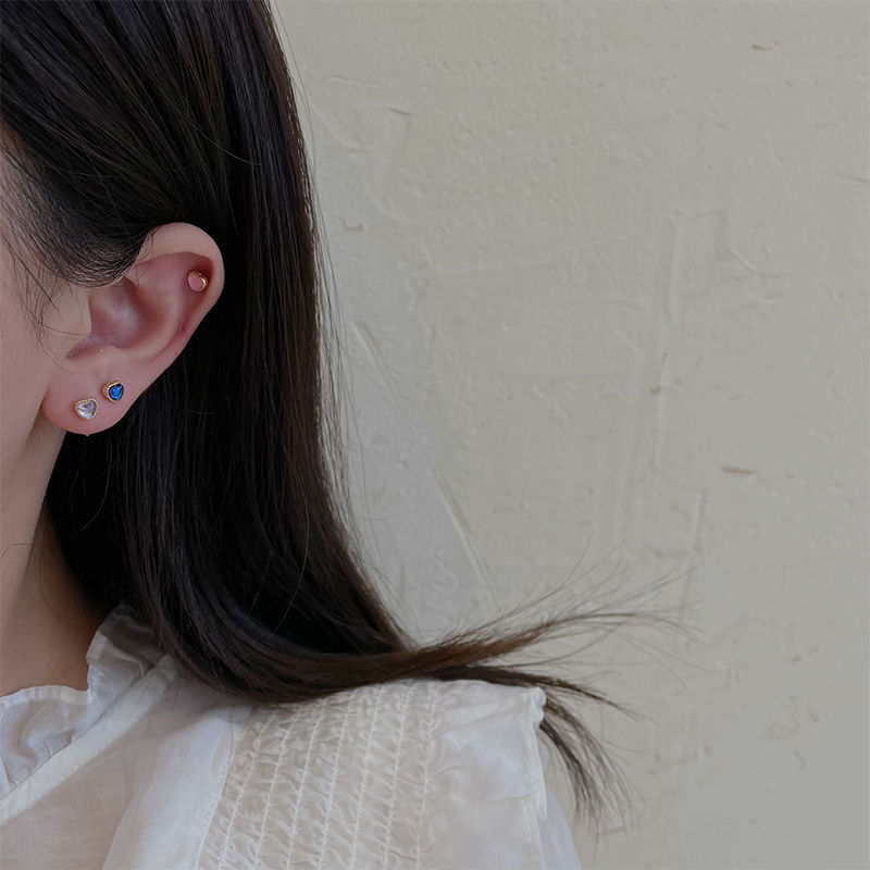 Ramune ~ Sterling Silver Needle Love Heart Stud Earrings Summer Women's Niche Design Color Compact Delicate Eardrops Bone Nail