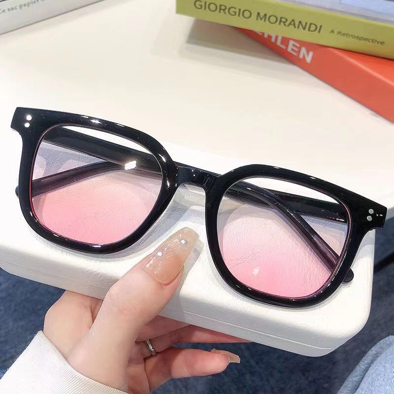 Ins Classic Black Frame Blush Glasses Women's Pure Desire Style Temperament Gradually Varied Pink Large Frame Internet Celebrity Face without Makeup Gadget Plain Light