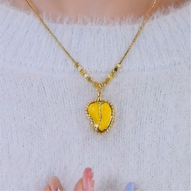 Minority Fashion Designer Model Durian Pendant Sweater Chain Female New Internet Celebrity Temperament Entry Lux Personality All-Match Necklace
