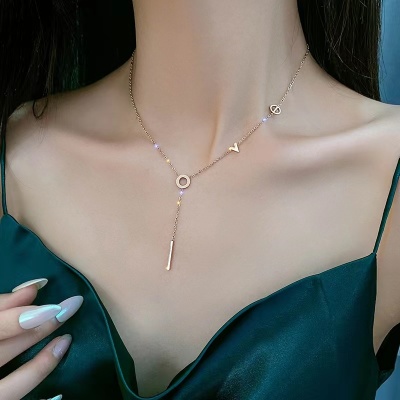 明星网红同款love项链女气质百搭轻奢金18K简约小众不掉色锁骨链