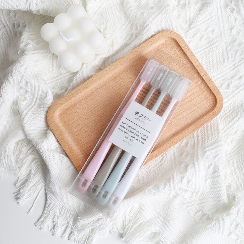 Japanese Muji MUJI Toothbrush with Protective Cover Soft Fur Men and Women Universal Portable Family Travel Essential Set