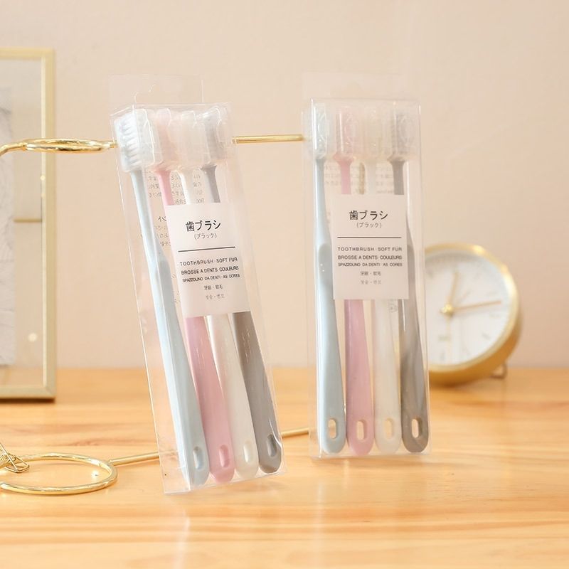 Japanese Muji MUJI Toothbrush with Protective Cover Soft Fur Men and Women Universal Portable Family Travel Essential Set