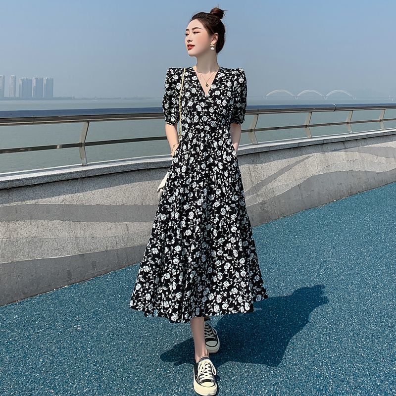 2024 summer clothes women‘s young new high-end v-neck chiffon dress fashionable floral internet celebrity a- line dress long skirt