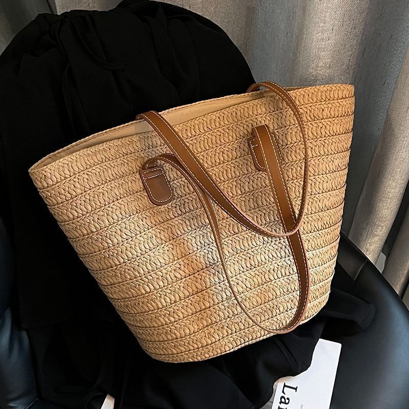 straw woven bag women‘s large capacity shoulder messenger bag woven bag new simple portable women‘s bag women‘s bag internet celebrity