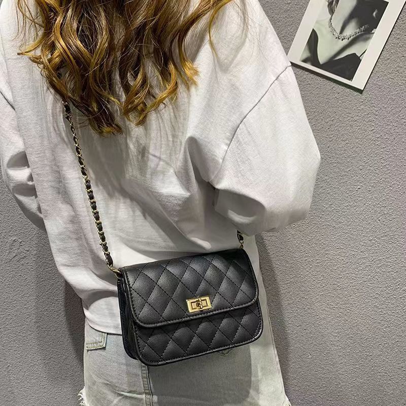 style rhombus chain bag for women 2023 new all-match messenger bag chic mini korean style small square bag for students