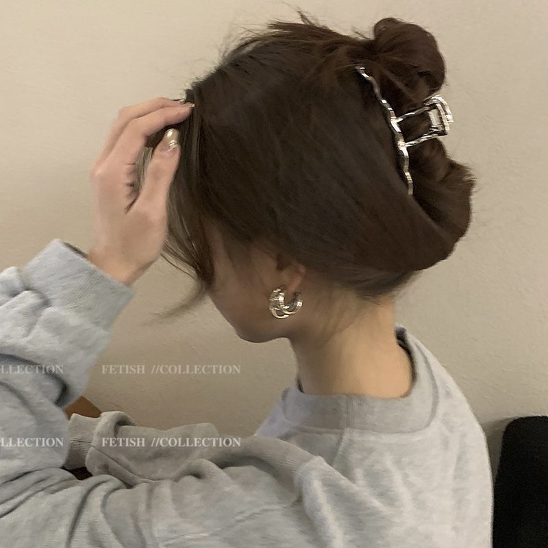 ins metallic one word grip large back head updo hairpin women‘s light luxury high sense shark clip hair accessories