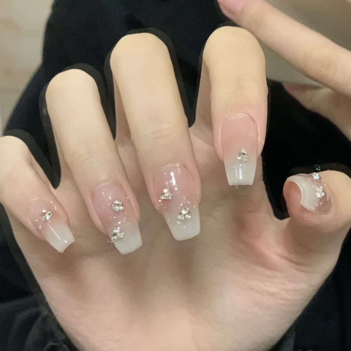 handmade thick milk custom wear nail milky white gradient gentle ins white xiaohongshu popular advanced manicure