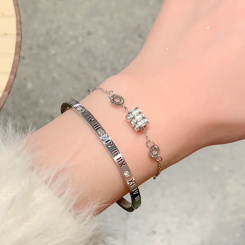 roman small waist titanium steel bracelet girls silver girlfriends‘ bracelet light luxury minority exquisite bracelet new hand jewelry