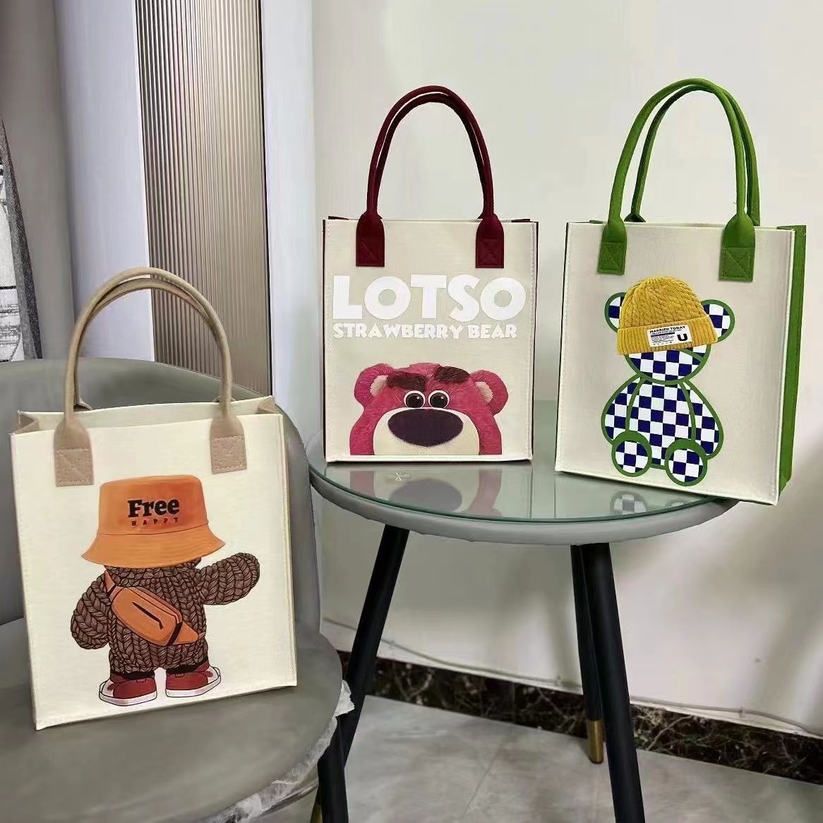 new contrast color bear felt bag handbag cartoon birthday hundred days banquet hand gift printing shopping bag small carrying bag