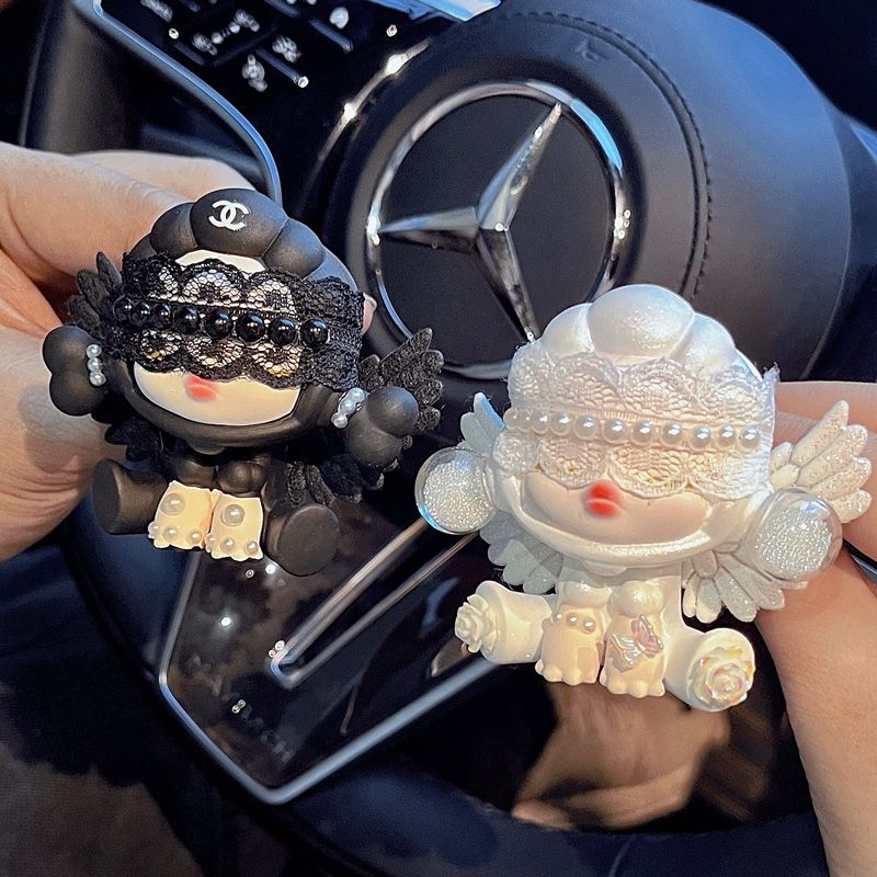 angel doll car air outlet aromatherapy decoration car air conditioning perfume interior decoration hanging decoration car fragrance female